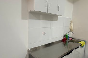 Gravit8 @ Klang South