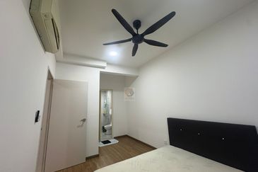 Gravit8 @ Klang South