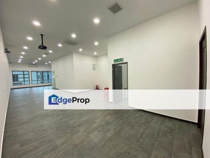 [2ND FLOOR] Renovated Office Asking For Rent @ Bandar Bestari, Selangor, Klang