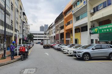 3 Storey Corner Shop at Taman Mayang SS25, Kelana Jaya, Petaling Jaya
