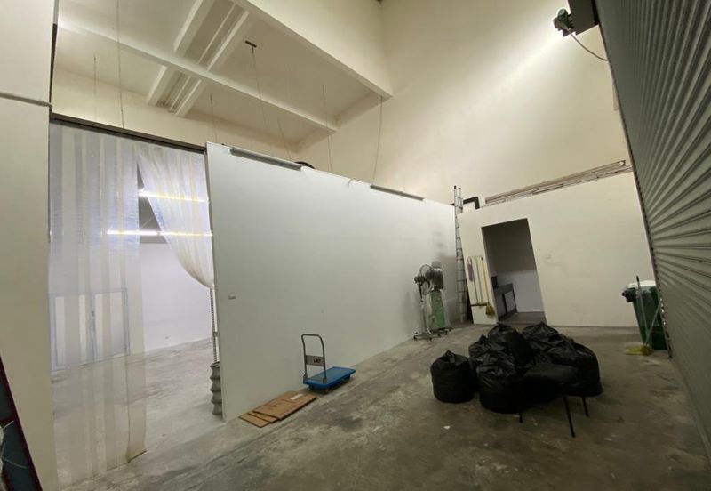 3 Storey Semi-D Factory at Iparc, Metropolitan Business Park, Bukit Jelutong, Shah Alam