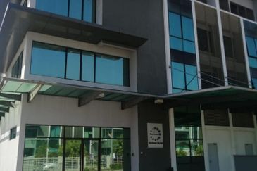 3 Storey Corner Semi-D Factory Bukit Jelutong, Shah Alam