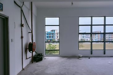 Semi-D Factory at Tiong Nam Industrial Park, Ace Industrial Park, Seksyen 15, Shah Alam