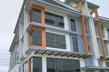 Semi-D Factory at Tiong Nam Industrial Park, Ace Industrial Park, Seksyen 15, Shah Alam