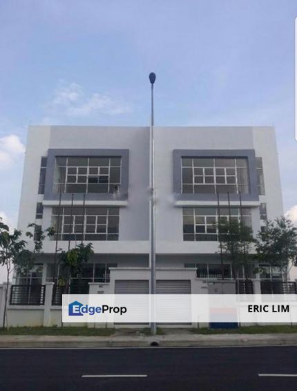 Semi-D Factory at Iparc 2, Seksyen 26, Shah Alam, Selangor, Shah Alam
