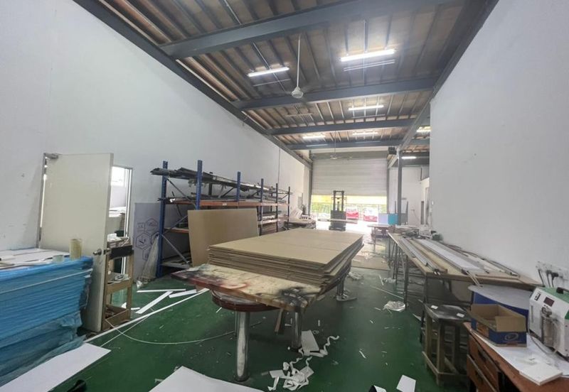 Semi-D Factory at Seksyen 33, Alam Premier Industrial Park, Shah Alam