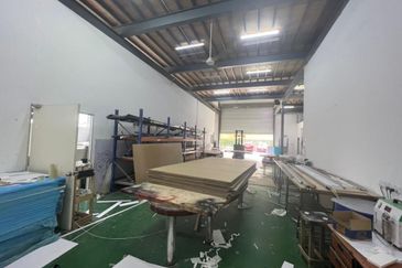 Semi-D Factory at Seksyen 33, Alam Premier Industrial Park, Shah Alam