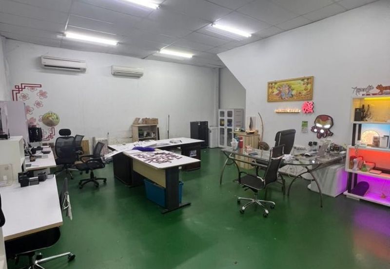 Semi-D Factory at Seksyen 33, Alam Premier Industrial Park, Shah Alam