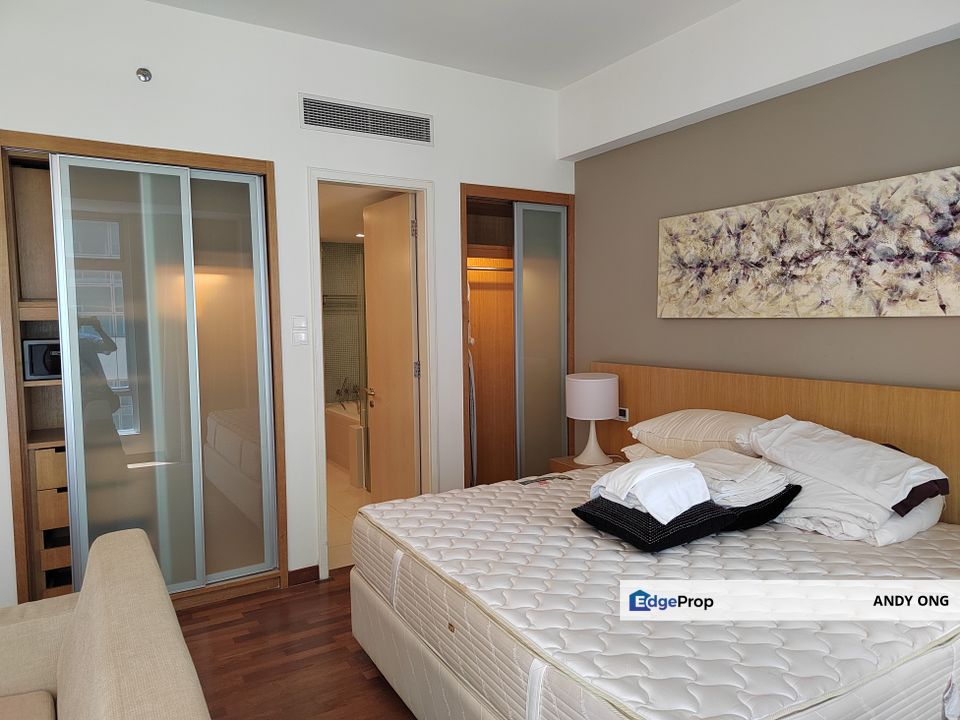 KLCC Cormar Suite Jalan Perak studio near LRT/MRT station , Kuala Lumpur, KLCC