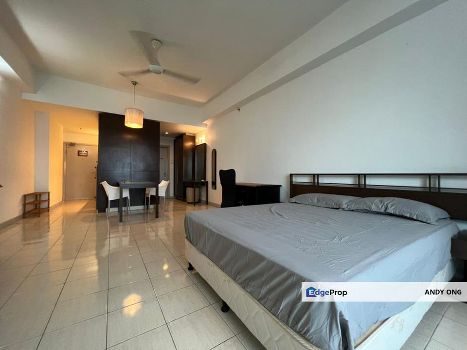 Amcorp Serviced Suites studio near LRT station, Selangor, Petaling Jaya