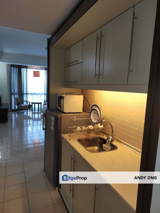 Amcorp Serviced Suites studio near LRT station, Selangor, Petaling Jaya