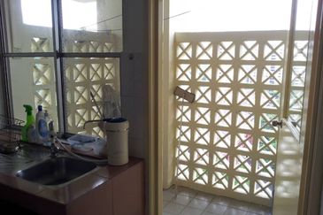 Danau Idaman Condominium