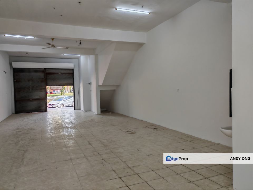 Ground floor shop in Taman Komersial Snawang , Negeri Sembilan, Senawang