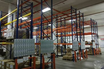 Deatached factory/warehouse Glenmarie