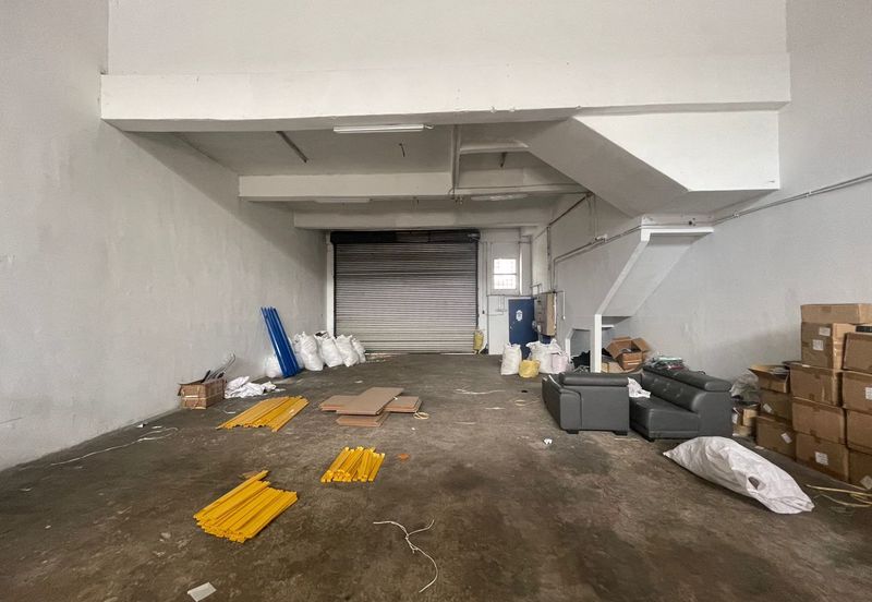 Terrace Factory Taman Perindustrian UEP