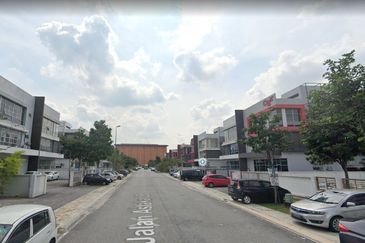 Semi-D Factory/Warehouse Bukit Jelutong