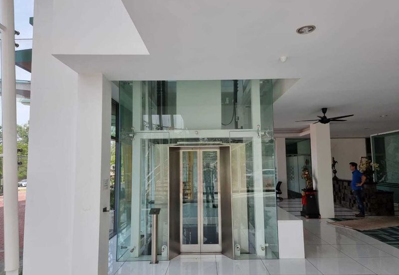 Shah Alam Warehouse / Factory