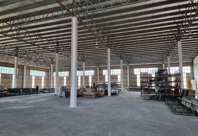 Shah Alam Warehouse / Factory