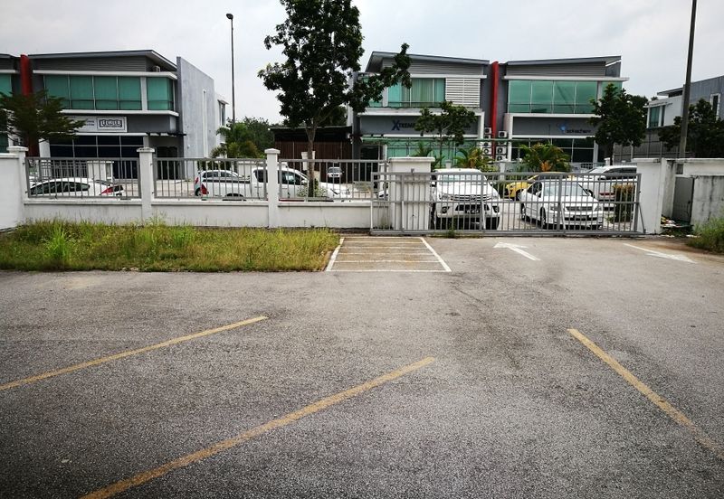 Semi-D Factory Kota Damansara