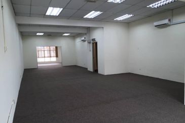 Shop lot Tiara Square