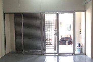 Shop lot Tiara Square