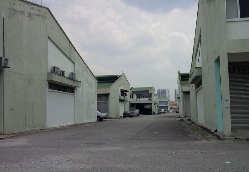 Factory USJ 1