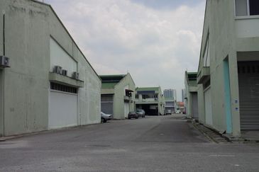 Factory USJ 1