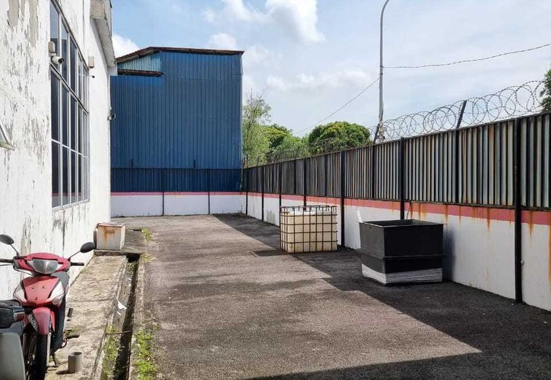 Bandar Pinggiran Subang