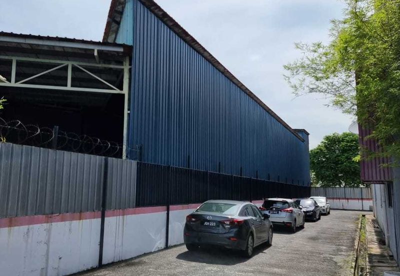 Bandar Pinggiran Subang