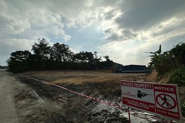 Bandar Pinggiran Subang