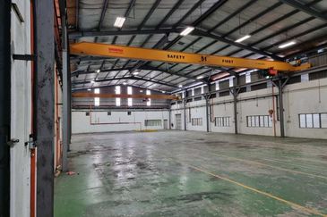 Detached factory Shah Alam