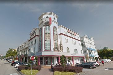 Corner shop office Dataran Sunway