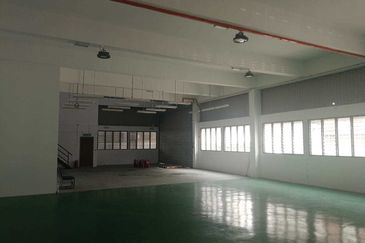 Corner factory Glenmarie