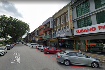 Corner shop Subang Jaya