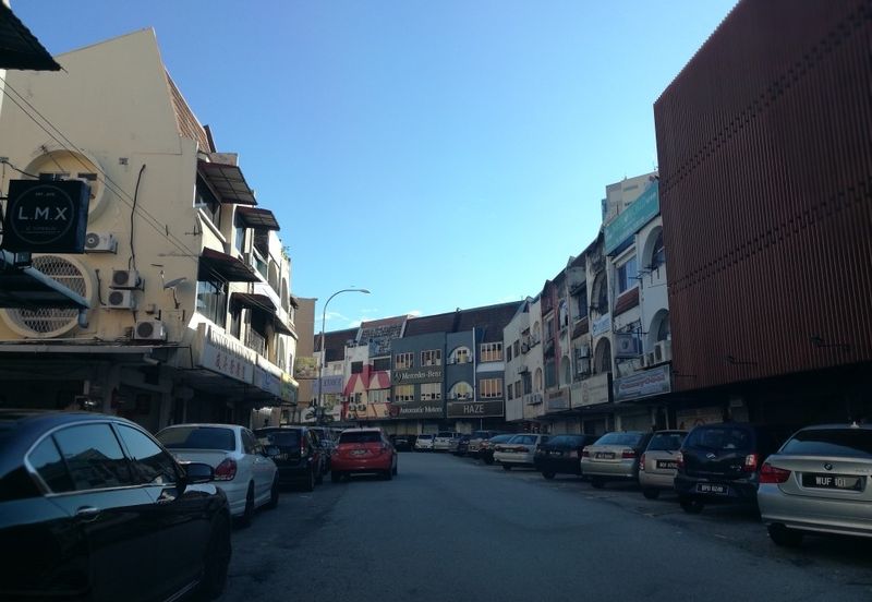Corner shop Subang Jaya