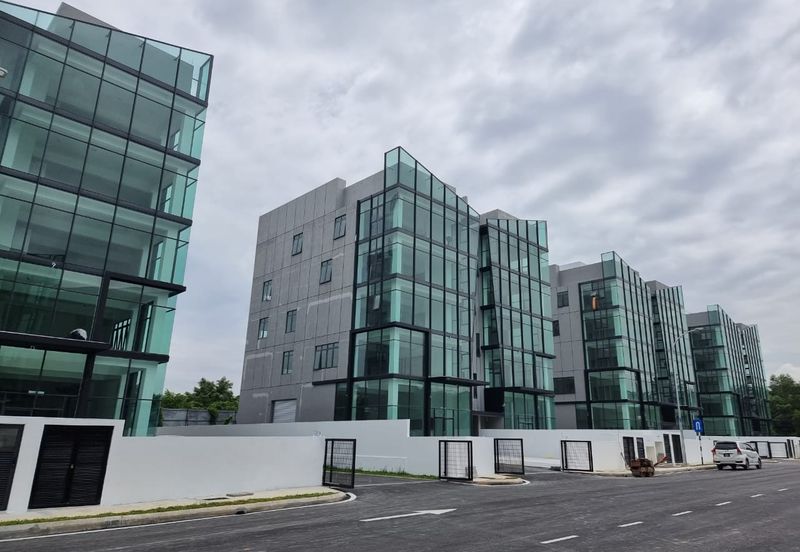 Semi D factory Hicom Glenmarie