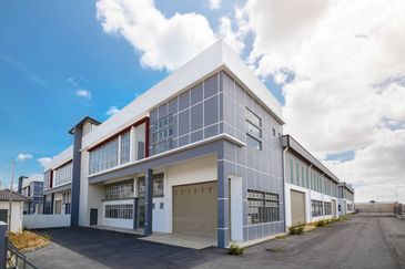 New factory / Warehouse Bangi