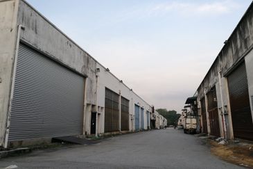 Corner factory Ara Damansara 