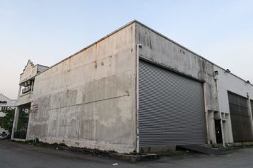 Corner factory Ara Damansara 