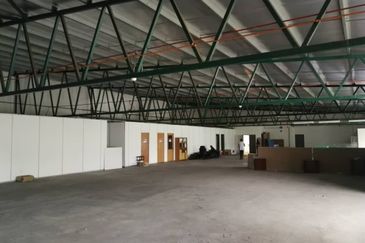 Corner factory Glenmarie