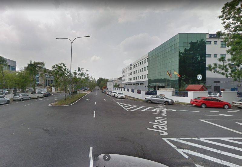 3 storey detached factory/ warehouse Glenmarie