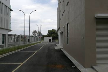 Semi D Factory Glenmarie