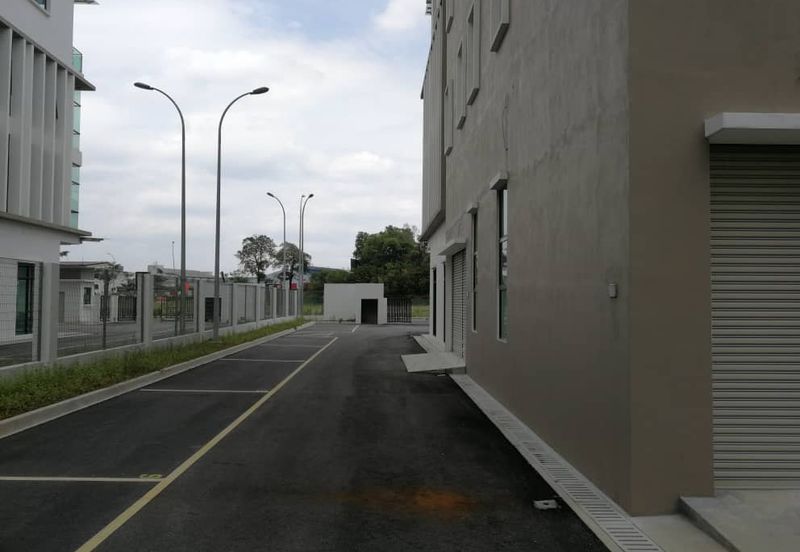 Semi D Factory Glenmarie