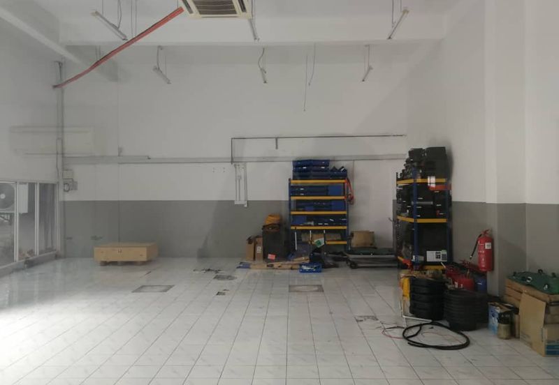 2.5 storey semi D factory Temasya Glenmarie