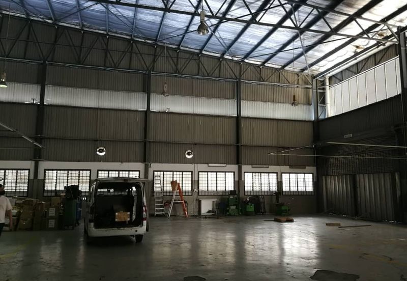 2.5 storey semi D factory Temasya Glenmarie