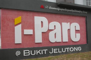 Semi d factory cum office Bukit Jelutong