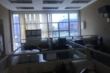 Semi d factory cum office Bukit Jelutong