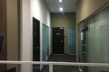 Semi d factory cum office Bukit Jelutong