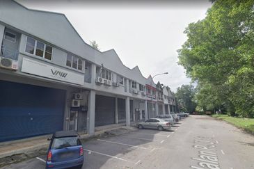 1.5 story link factory Ara Damansara Petaling Jaya