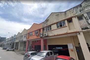 1.5 story terrace factory Ara Damansara